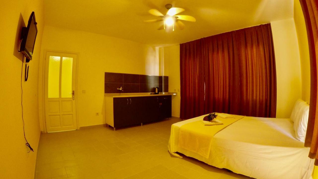 Flamingo Beach & Suite Mahmutlar Exterior photo